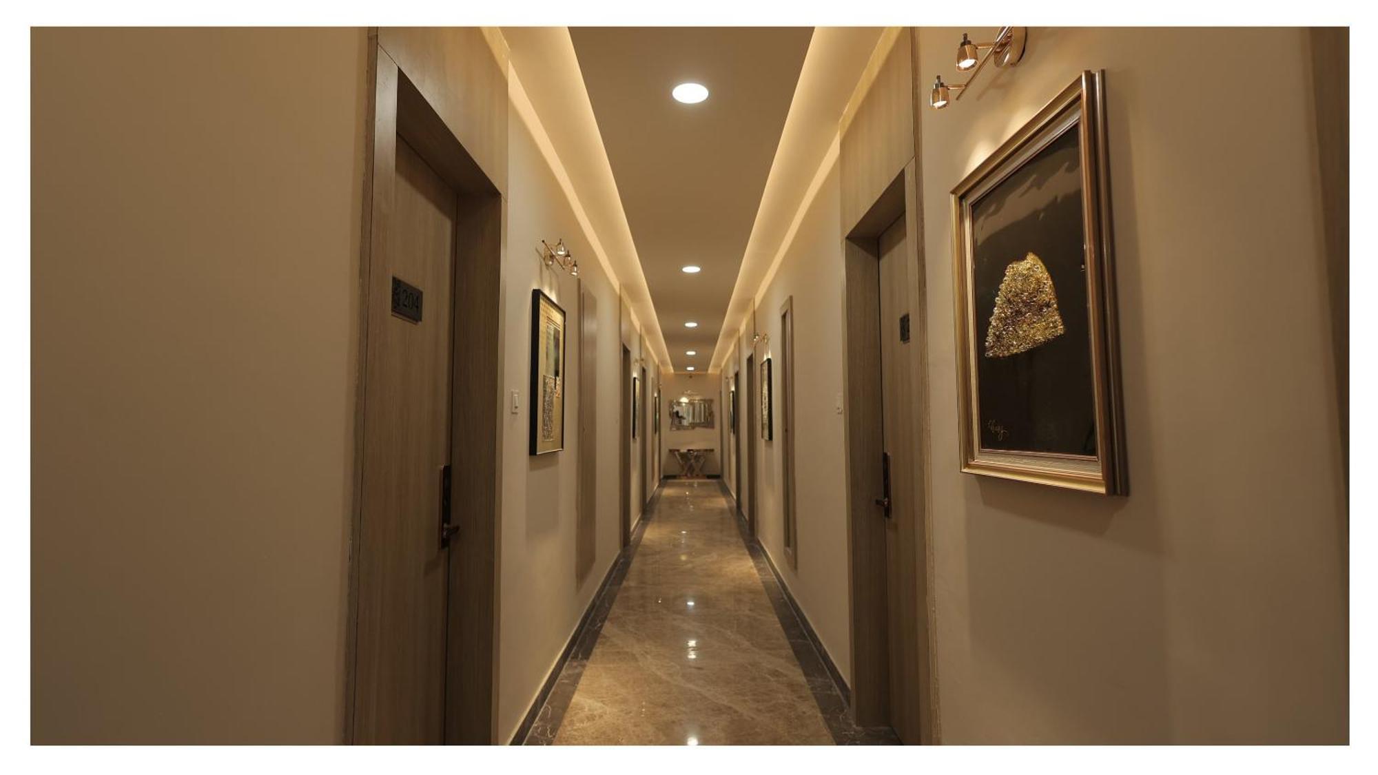 The Riverside Inn Vidisha Exterior photo