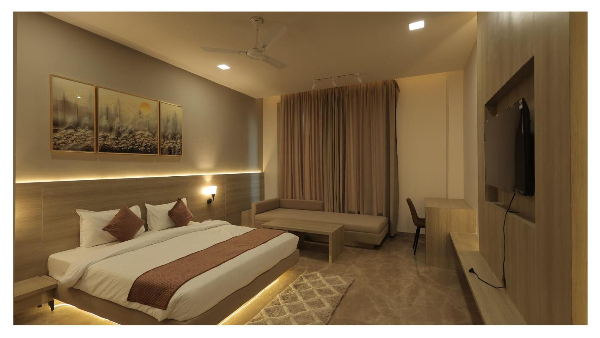 The Riverside Inn Vidisha Exterior photo